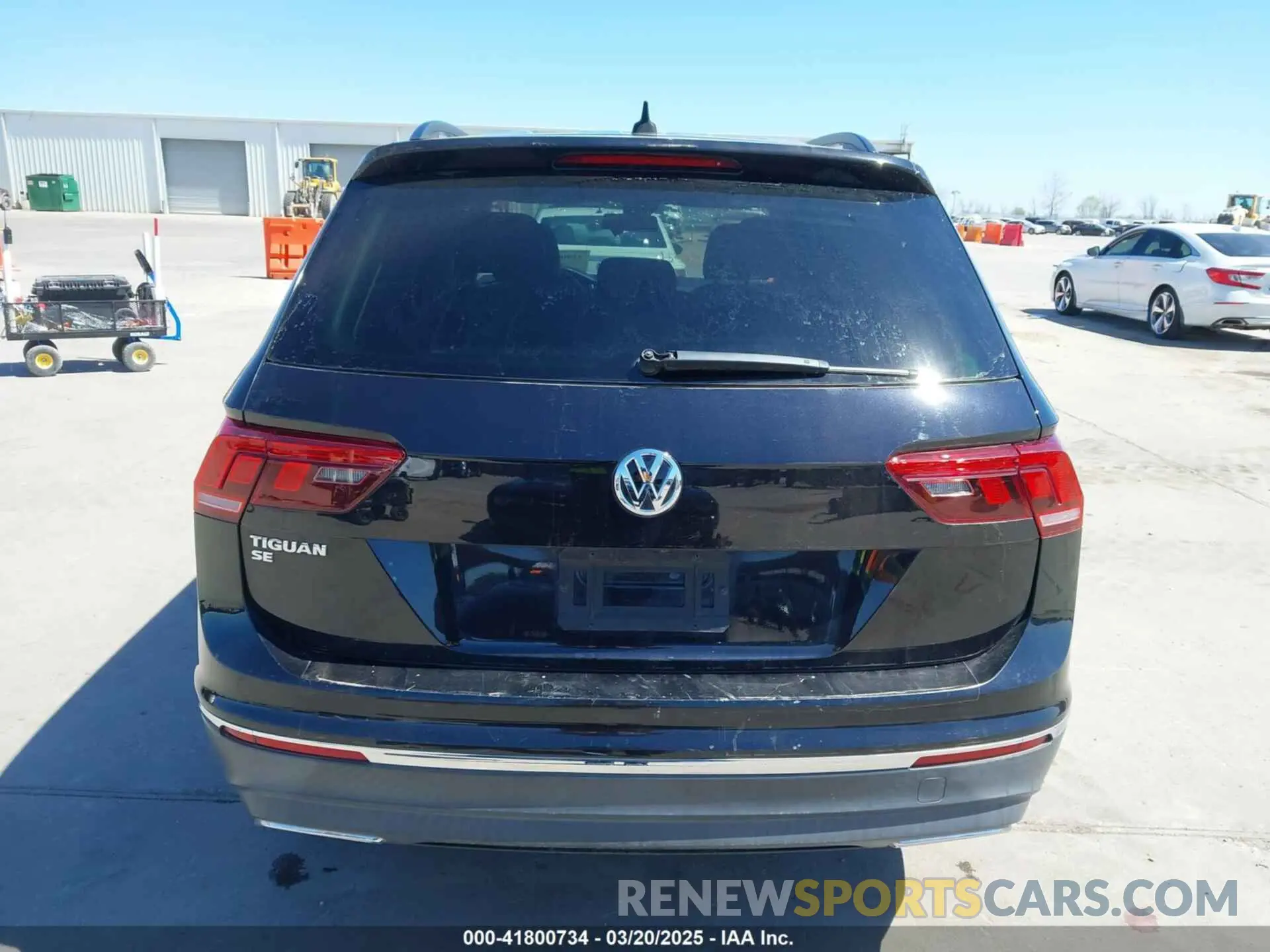 16 Фотография поврежденного автомобиля 3VV3B7AX6LM071413 VOLKSWAGEN TIGUAN 2020