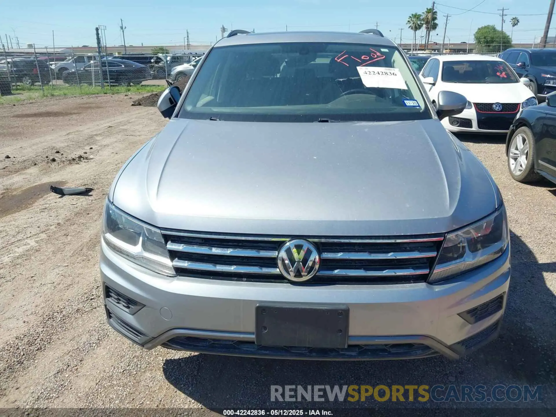 6 Фотография поврежденного автомобиля 3VV3B7AX7LM035035 VOLKSWAGEN TIGUAN 2020