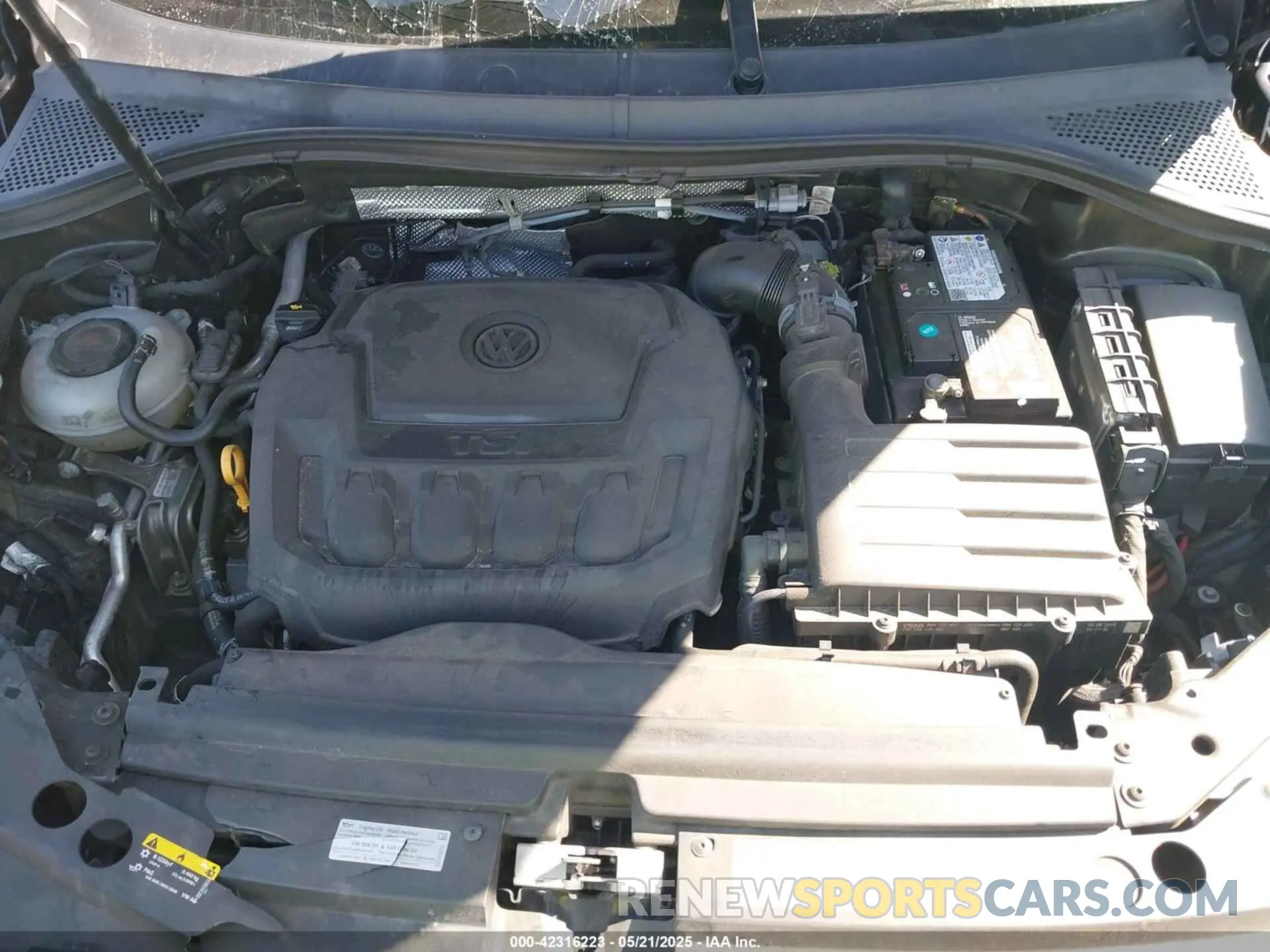 10 Фотография поврежденного автомобиля 3VV3B7AX7LM035567 VOLKSWAGEN TIGUAN 2020
