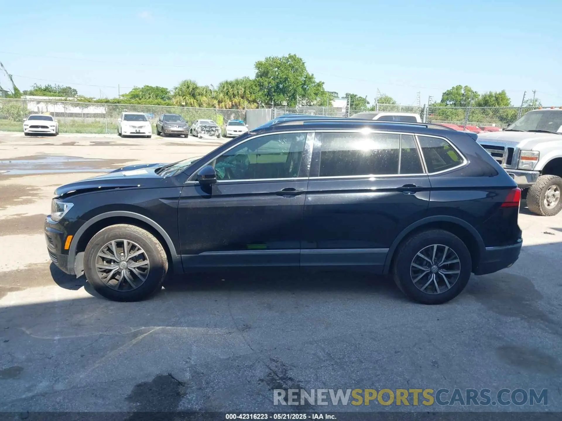 14 Фотография поврежденного автомобиля 3VV3B7AX7LM035567 VOLKSWAGEN TIGUAN 2020