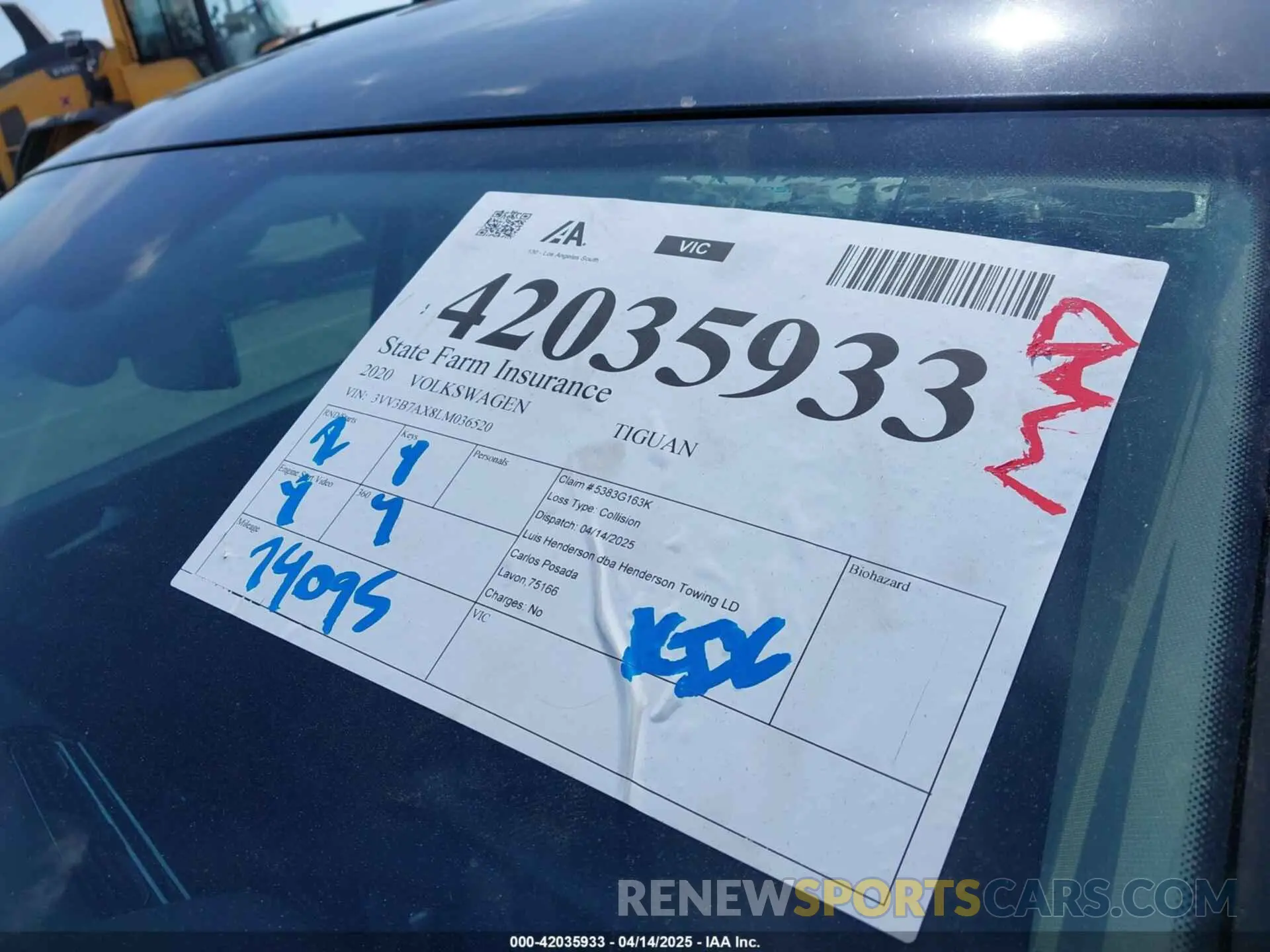 17 Photograph of a damaged car 3VV3B7AX8LM036520 VOLKSWAGEN TIGUAN 2020