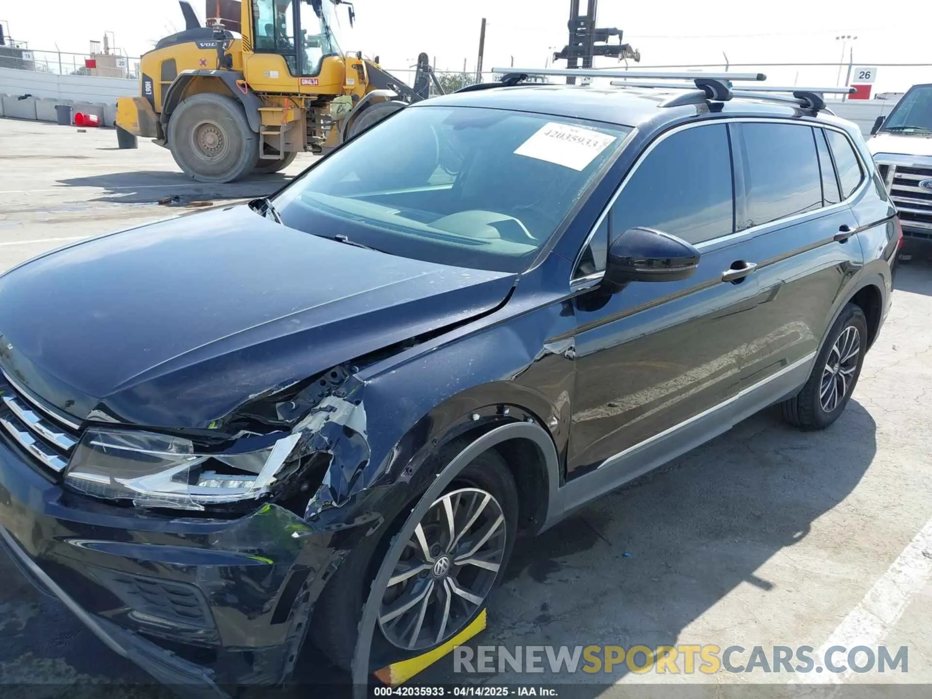 6 Photograph of a damaged car 3VV3B7AX8LM036520 VOLKSWAGEN TIGUAN 2020