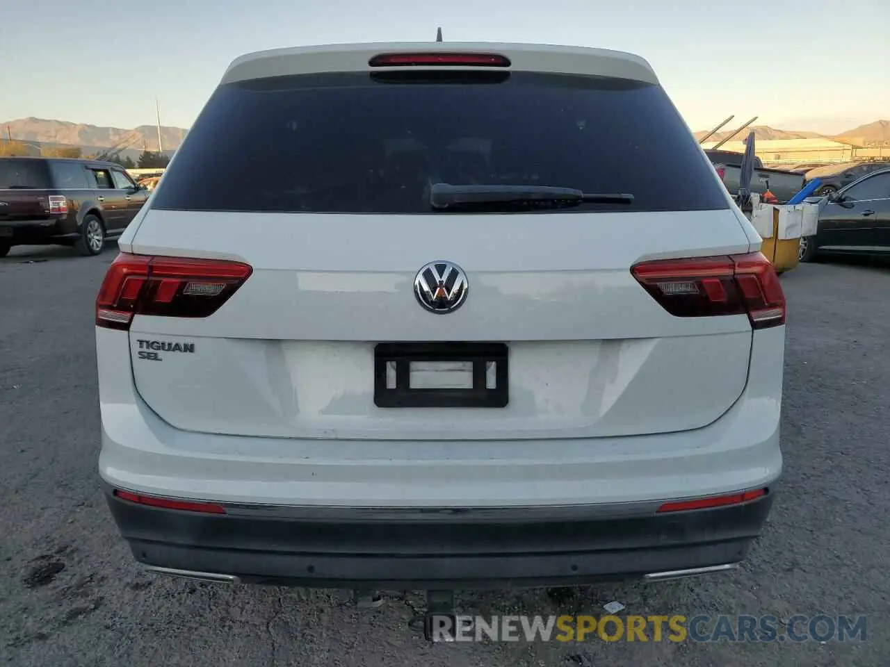 6 Фотография поврежденного автомобиля 3VV3B7AX8LM079481 VOLKSWAGEN TIGUAN 2020