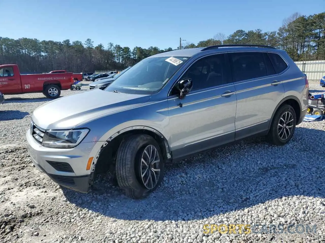 1 Photograph of a damaged car 3VV3B7AX8LM121003 VOLKSWAGEN TIGUAN 2020