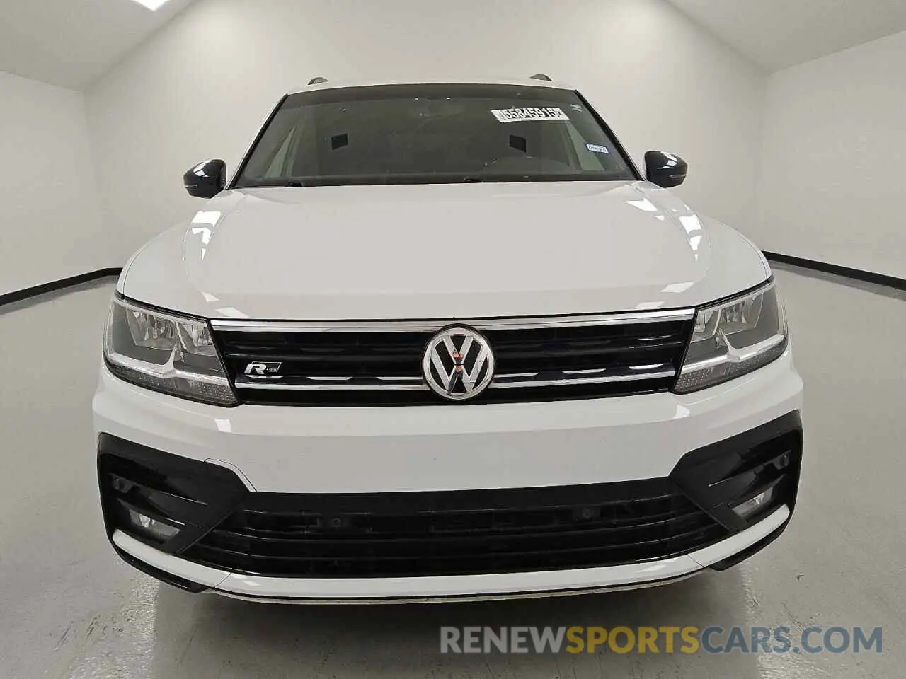 5 Photograph of a damaged car 3VV3B7AX9LM147982 VOLKSWAGEN TIGUAN 2020