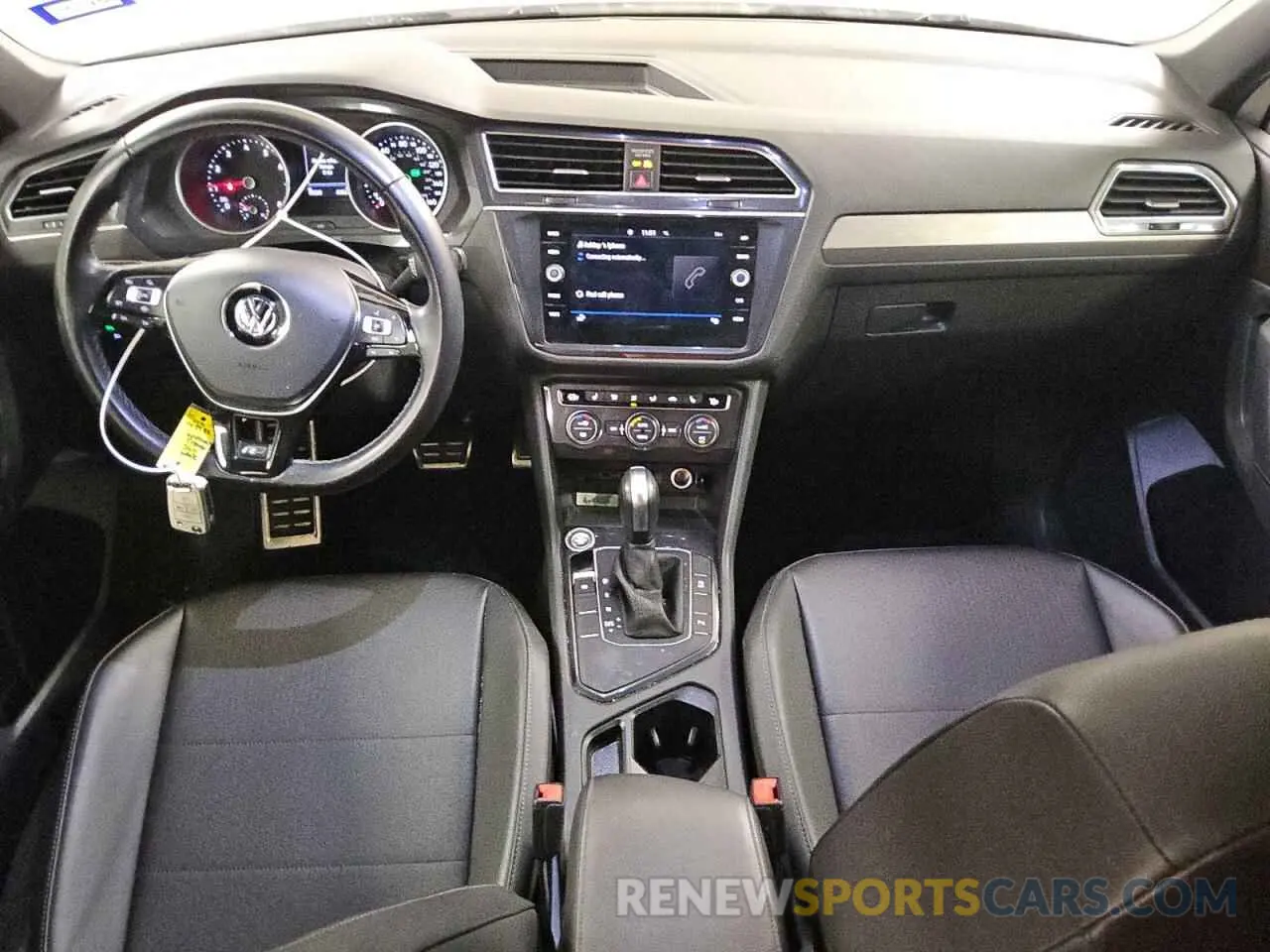 8 Photograph of a damaged car 3VV3B7AX9LM147982 VOLKSWAGEN TIGUAN 2020