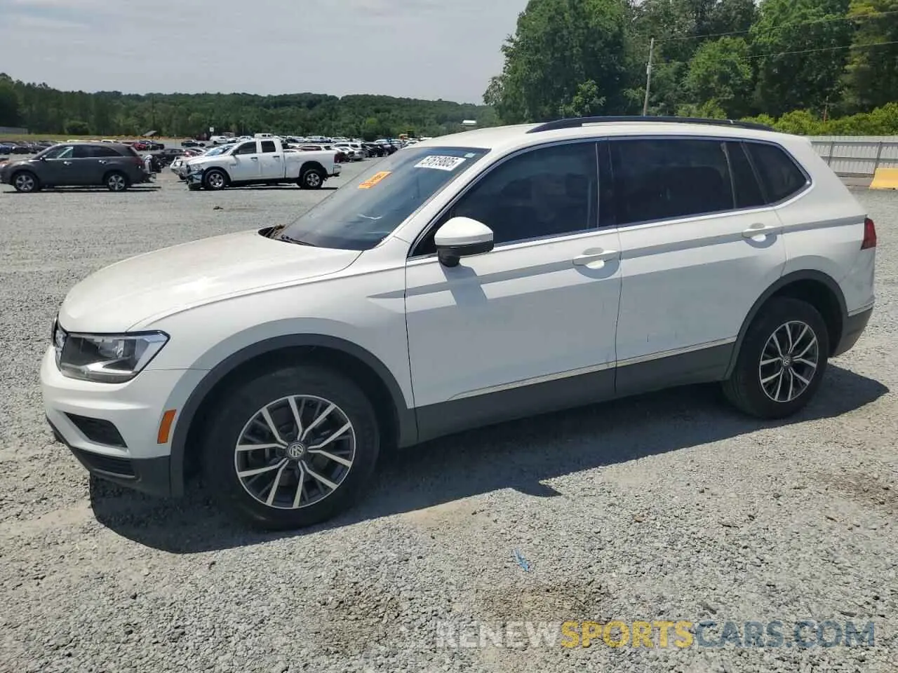 1 Photograph of a damaged car 3VV3B7AXXLM044957 VOLKSWAGEN TIGUAN 2020