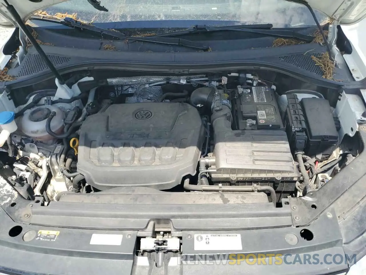 11 Photograph of a damaged car 3VV3B7AXXLM044957 VOLKSWAGEN TIGUAN 2020