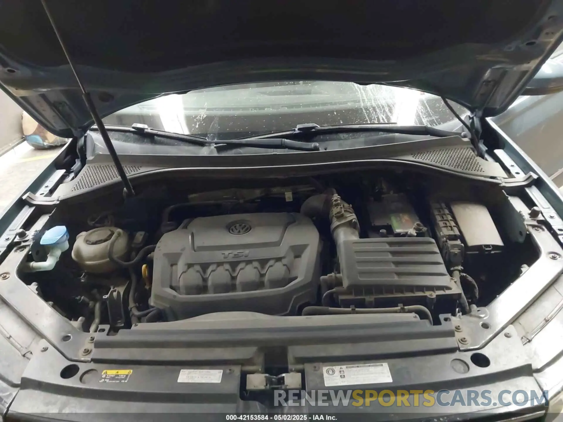 10 Photograph of a damaged car 3VV3B7AXXLM058423 VOLKSWAGEN TIGUAN 2020