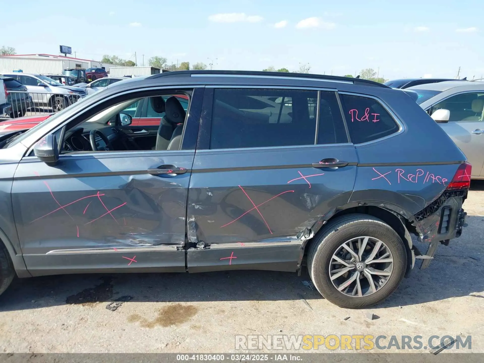 18 Фотография поврежденного автомобиля 3VV3B7AXXLM137641 VOLKSWAGEN TIGUAN 2020
