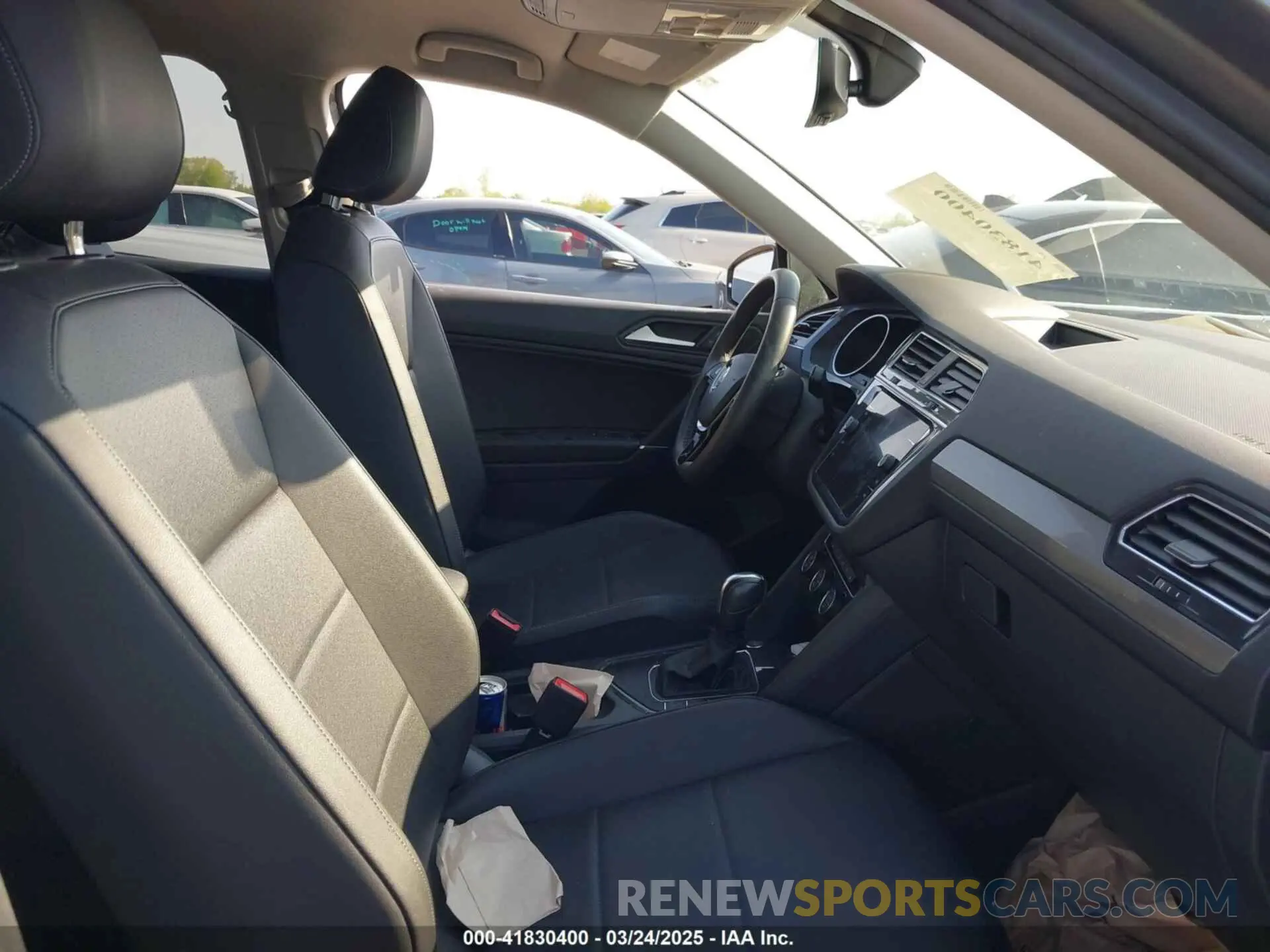 5 Фотография поврежденного автомобиля 3VV3B7AXXLM137641 VOLKSWAGEN TIGUAN 2020