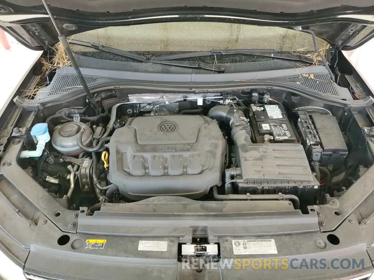 12 Photograph of a damaged car 3VV3B7AXXLM138188 VOLKSWAGEN TIGUAN 2020