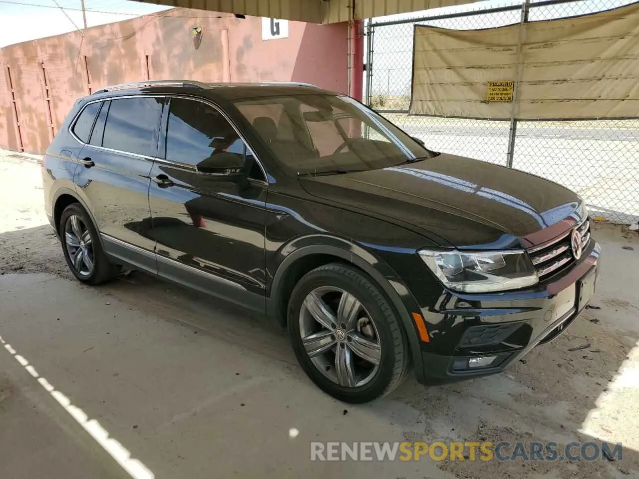 4 Photograph of a damaged car 3VV3B7AXXLM138188 VOLKSWAGEN TIGUAN 2020