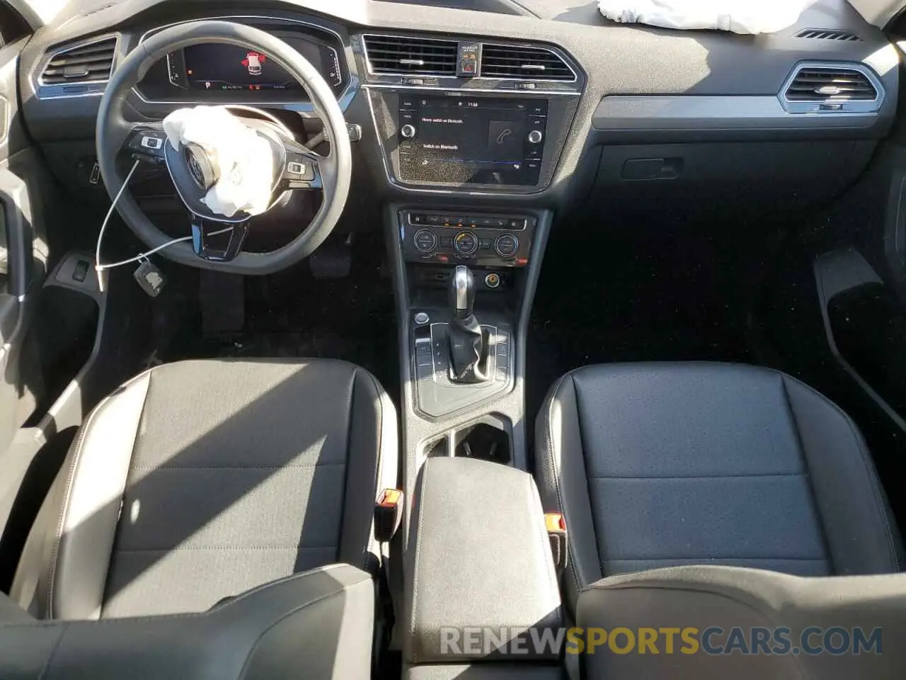 8 Фотография поврежденного автомобиля 3VV3B7AXXLM150387 VOLKSWAGEN TIGUAN 2020