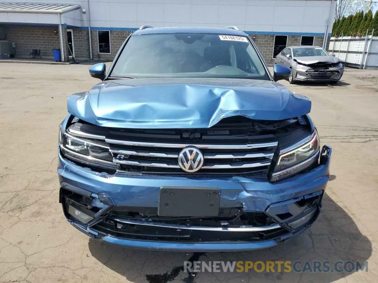 5 Photograph of a damaged car 3VV4B7AX4LM114179 VOLKSWAGEN TIGUAN 2020