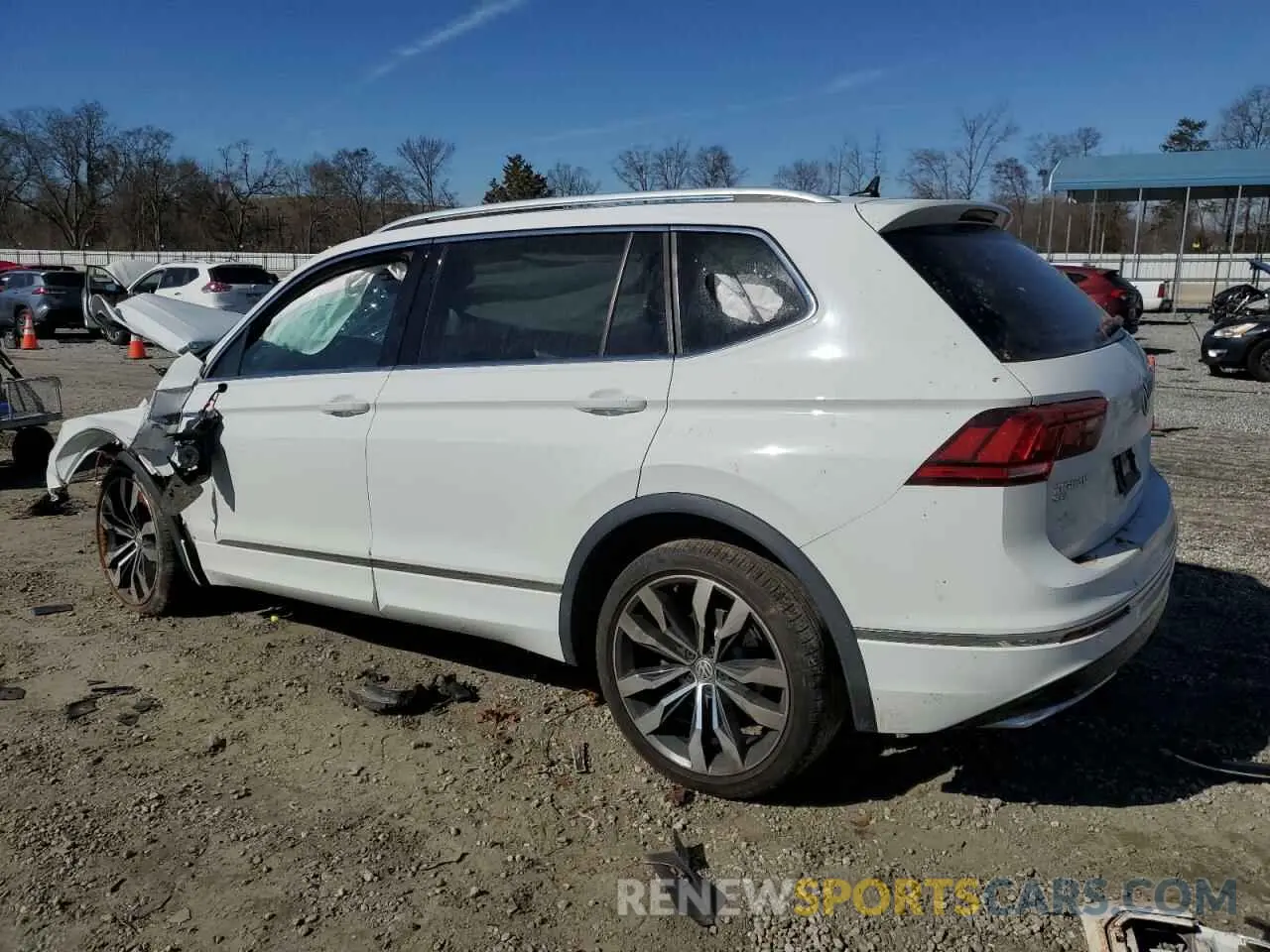 2 Photograph of a damaged car 3VV4B7AX7LM178345 VOLKSWAGEN TIGUAN 2020
