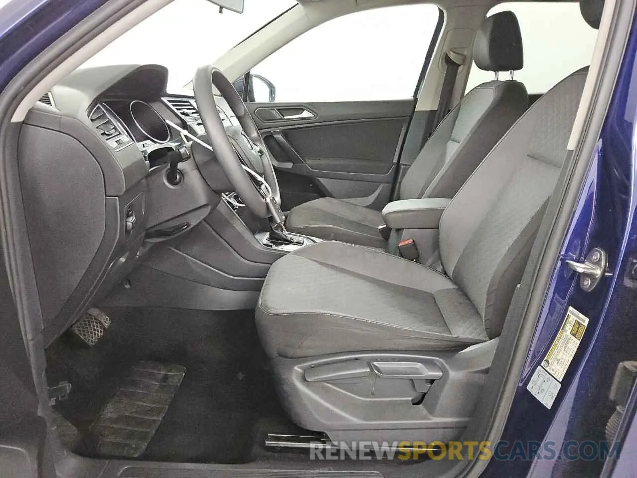 7 Photograph of a damaged car 3VV0B7AX1MM002651 VOLKSWAGEN TIGUAN 2021