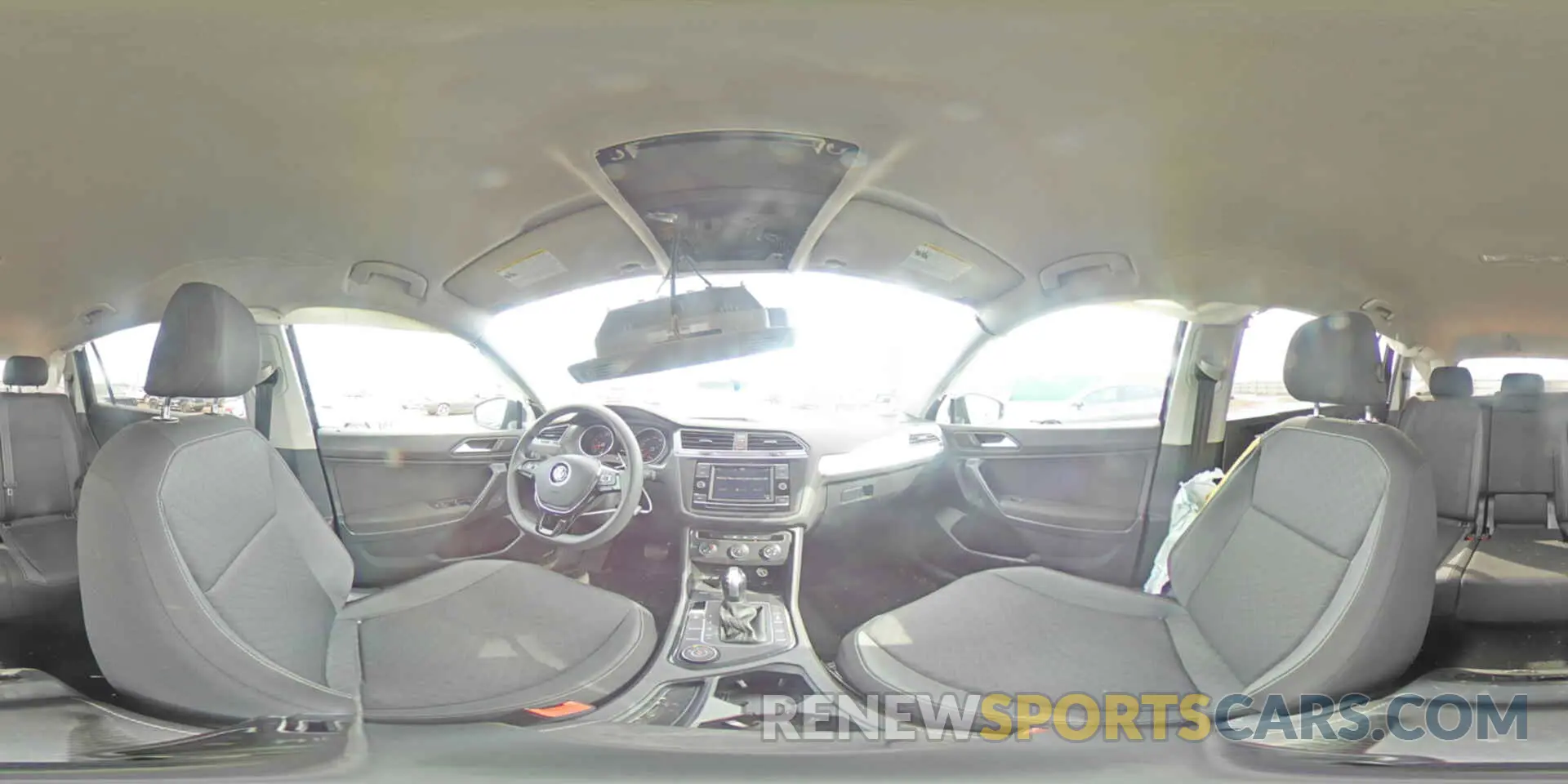 12 Photograph of a damaged car 3VV0B7AX2MM000813 VOLKSWAGEN TIGUAN 2021