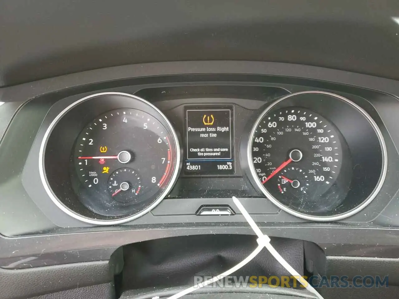 9 Photograph of a damaged car 3VV0B7AX2MM000813 VOLKSWAGEN TIGUAN 2021