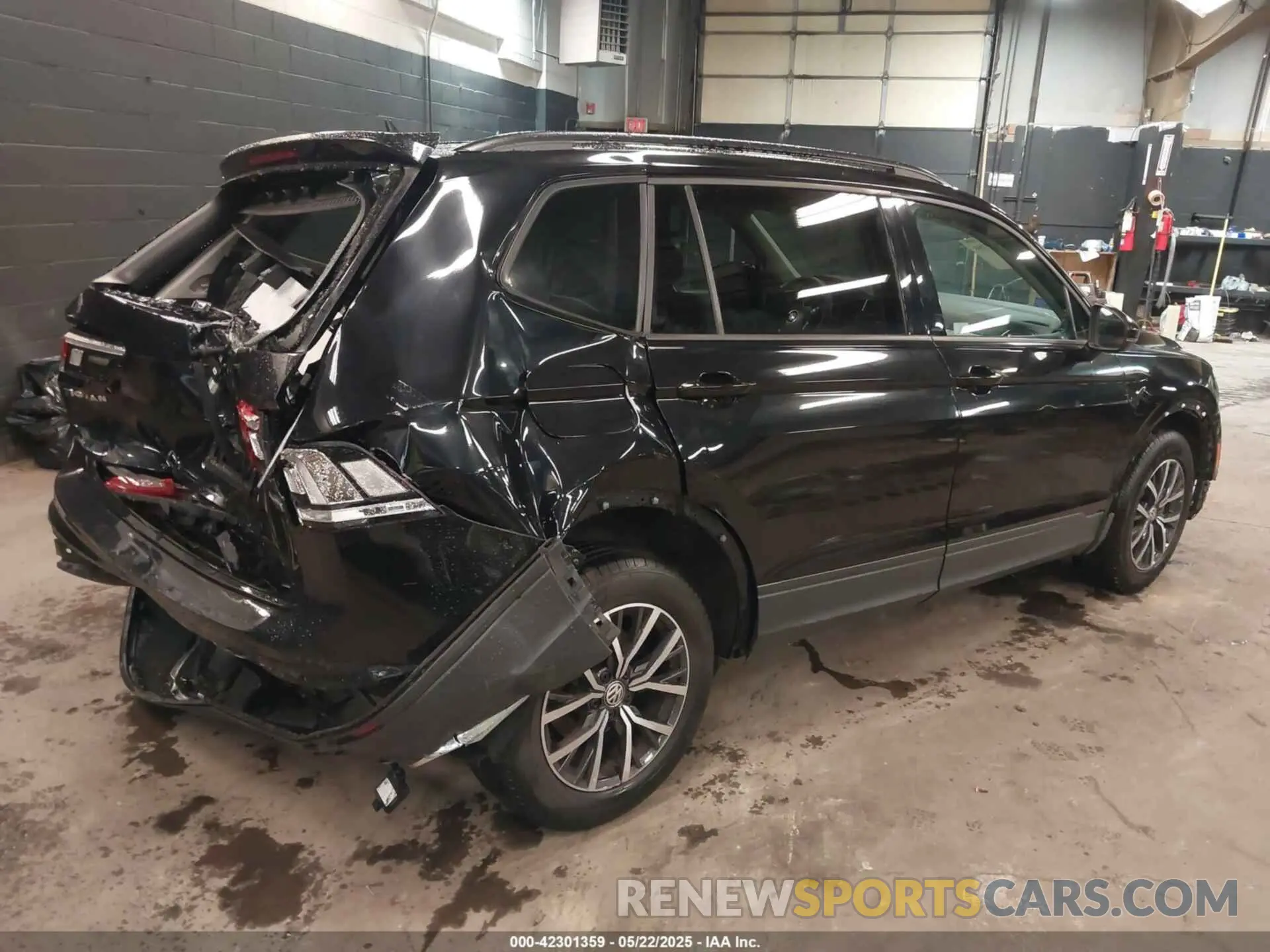 4 Фотография поврежденного автомобиля 3VV0B7AX5MM088269 VOLKSWAGEN TIGUAN 2021