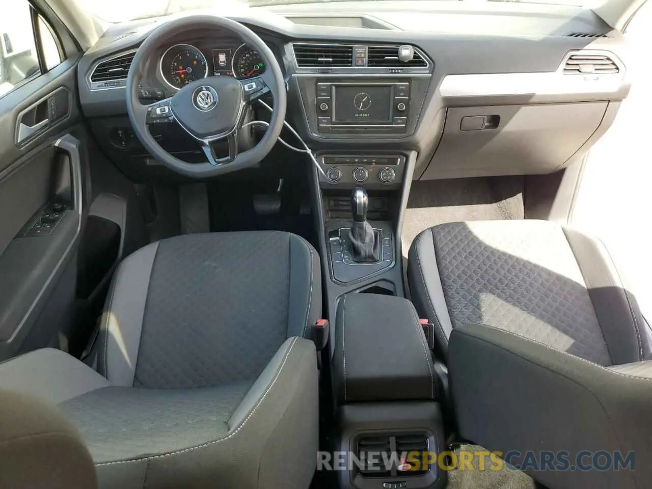 8 Фотография поврежденного автомобиля 3VV1B7AX0MM108609 VOLKSWAGEN TIGUAN 2021