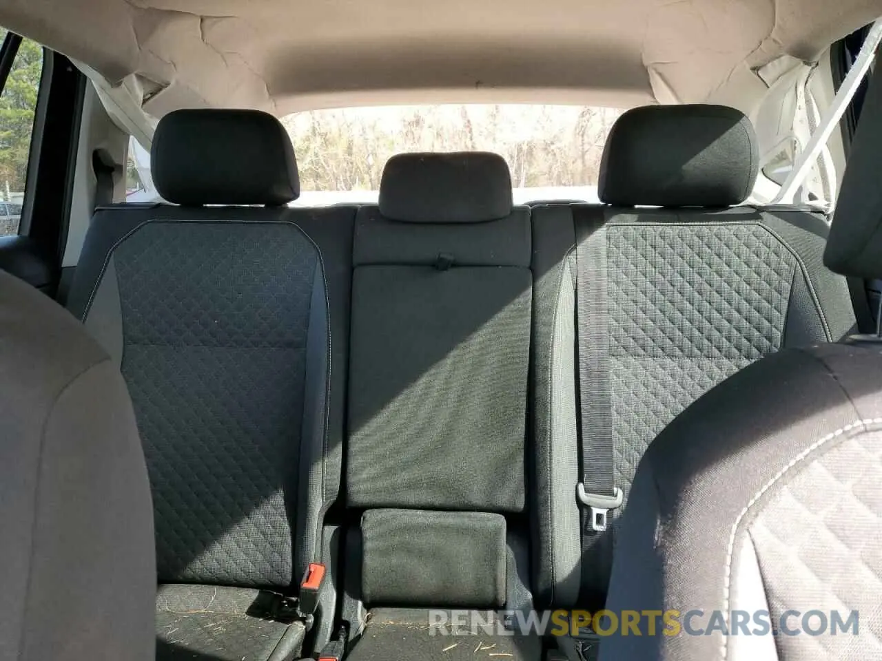 10 Photograph of a damaged car 3VV1B7AX1MM155518 VOLKSWAGEN TIGUAN 2021