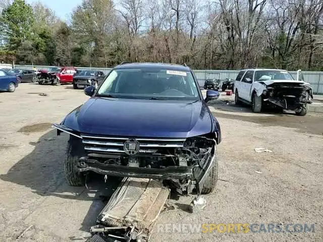 11 Photograph of a damaged car 3VV1B7AX1MM155518 VOLKSWAGEN TIGUAN 2021