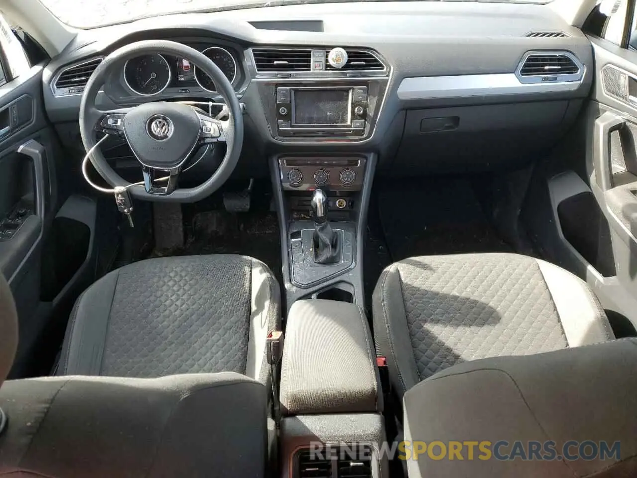 8 Photograph of a damaged car 3VV1B7AX1MM155518 VOLKSWAGEN TIGUAN 2021