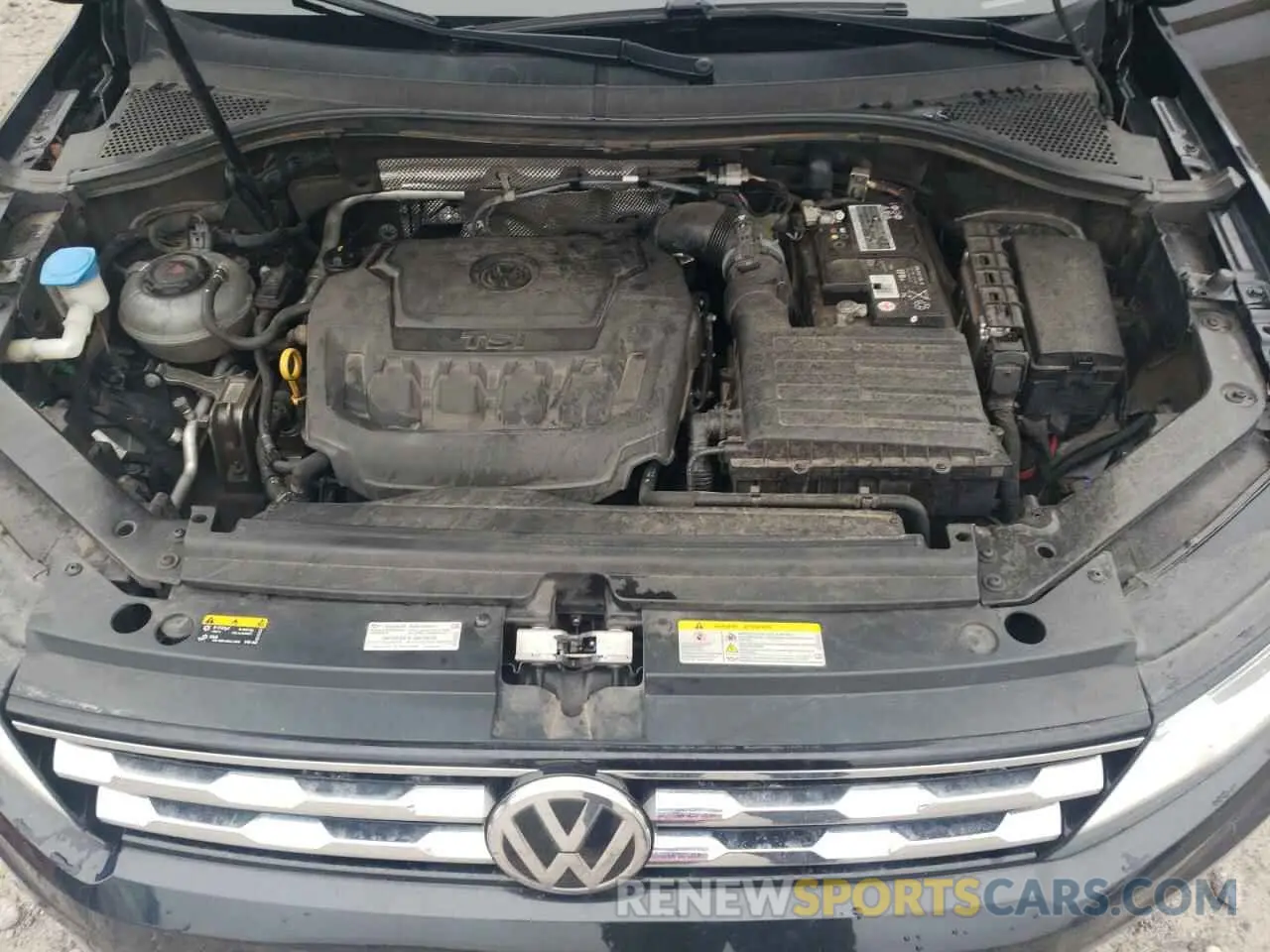 12 Photograph of a damaged car 3VV1B7AX2MM121474 VOLKSWAGEN TIGUAN 2021