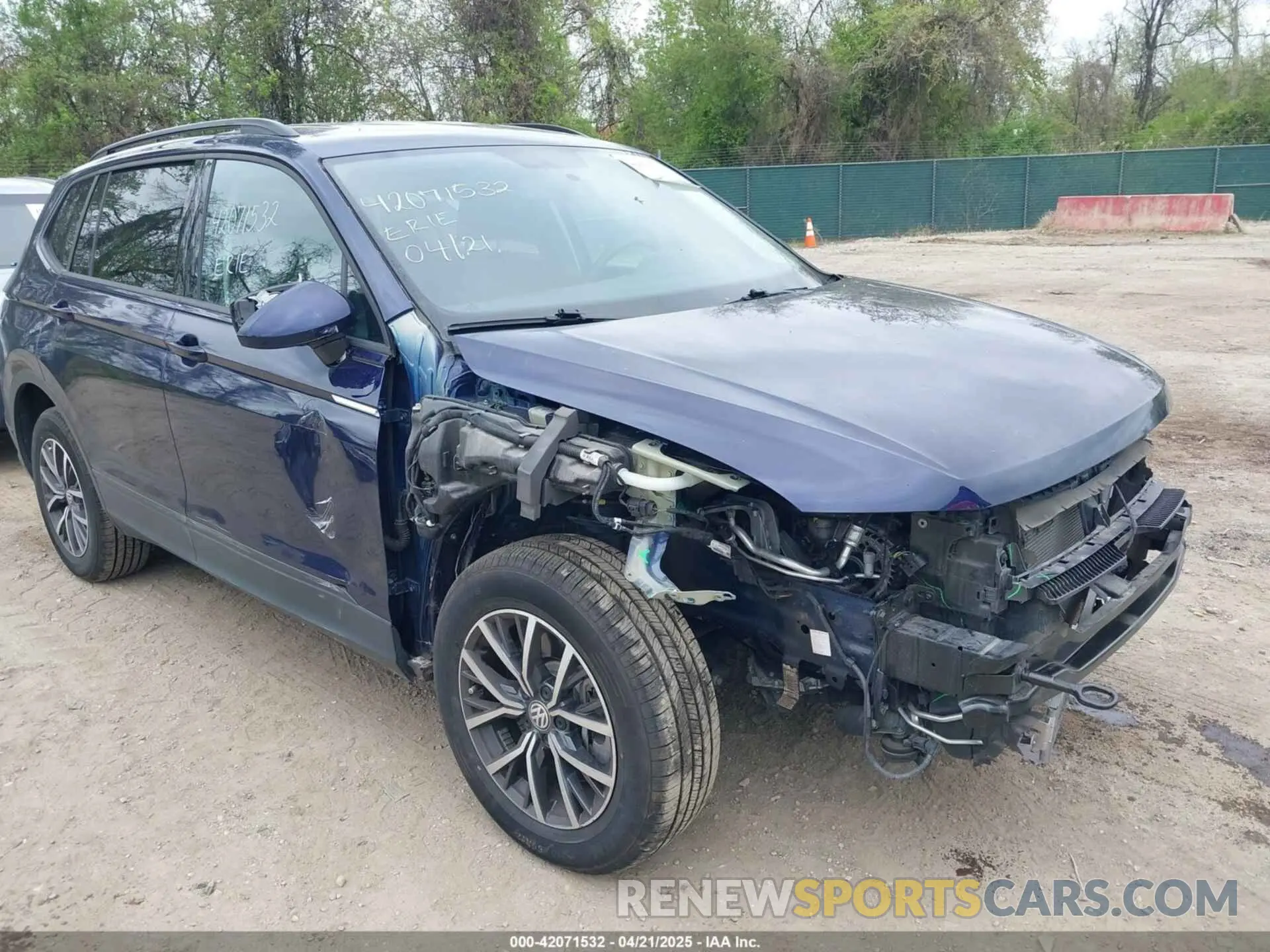 18 Photograph of a damaged car 3VV1B7AX3MM150773 VOLKSWAGEN TIGUAN 2021