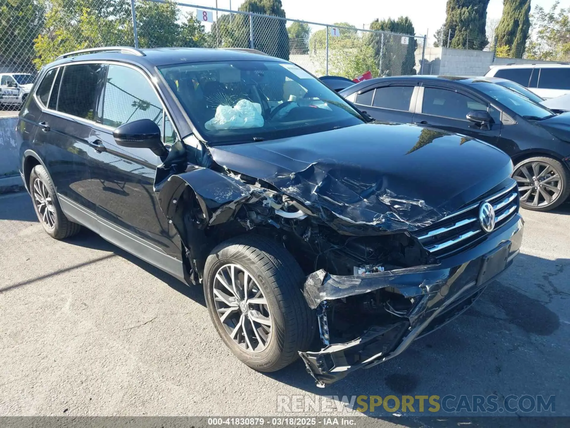 1 Photograph of a damaged car 3VV1B7AX5MM025497 VOLKSWAGEN TIGUAN 2021