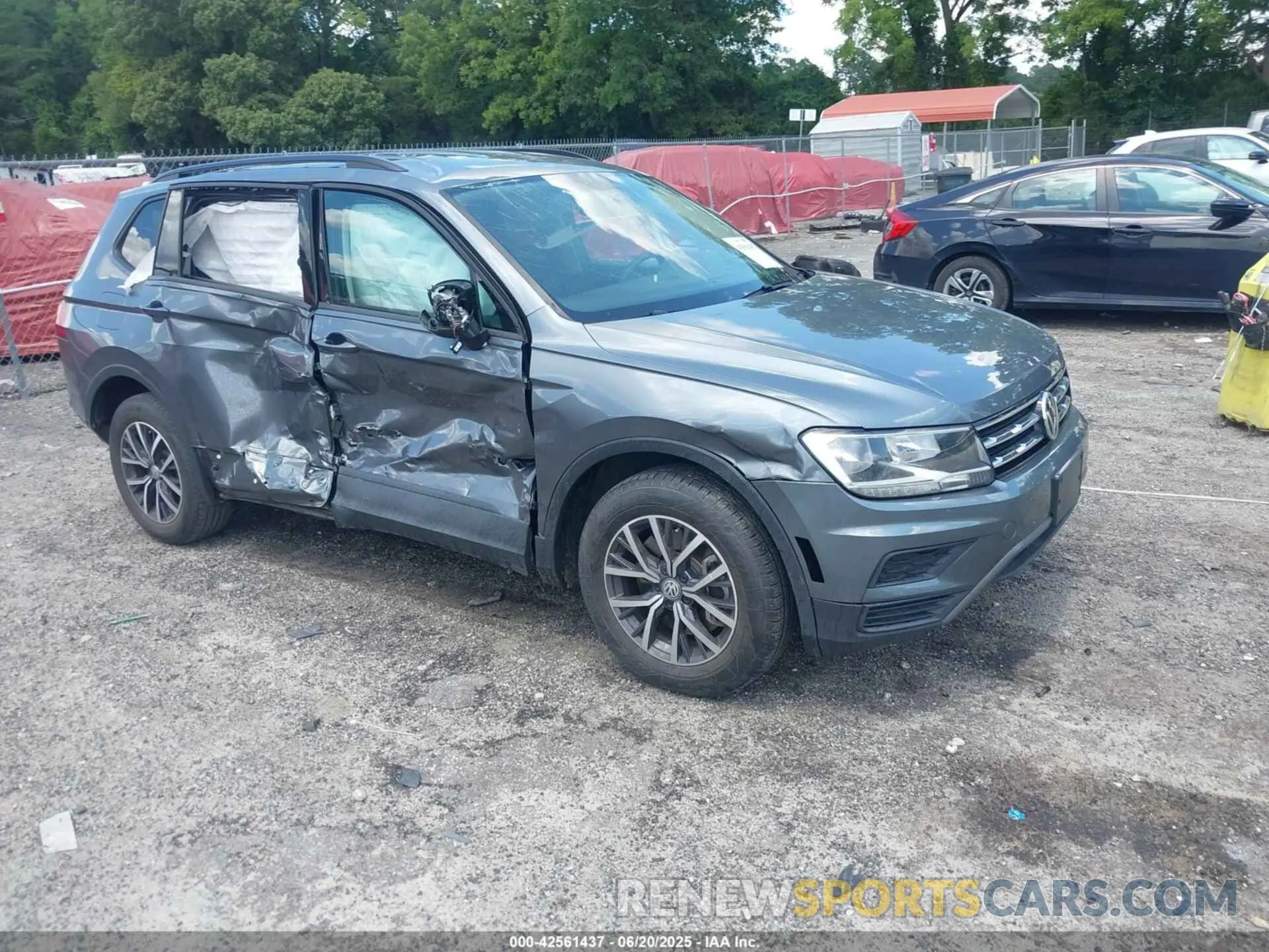 1 Photograph of a damaged car 3VV1B7AX5MM148491 VOLKSWAGEN TIGUAN 2021