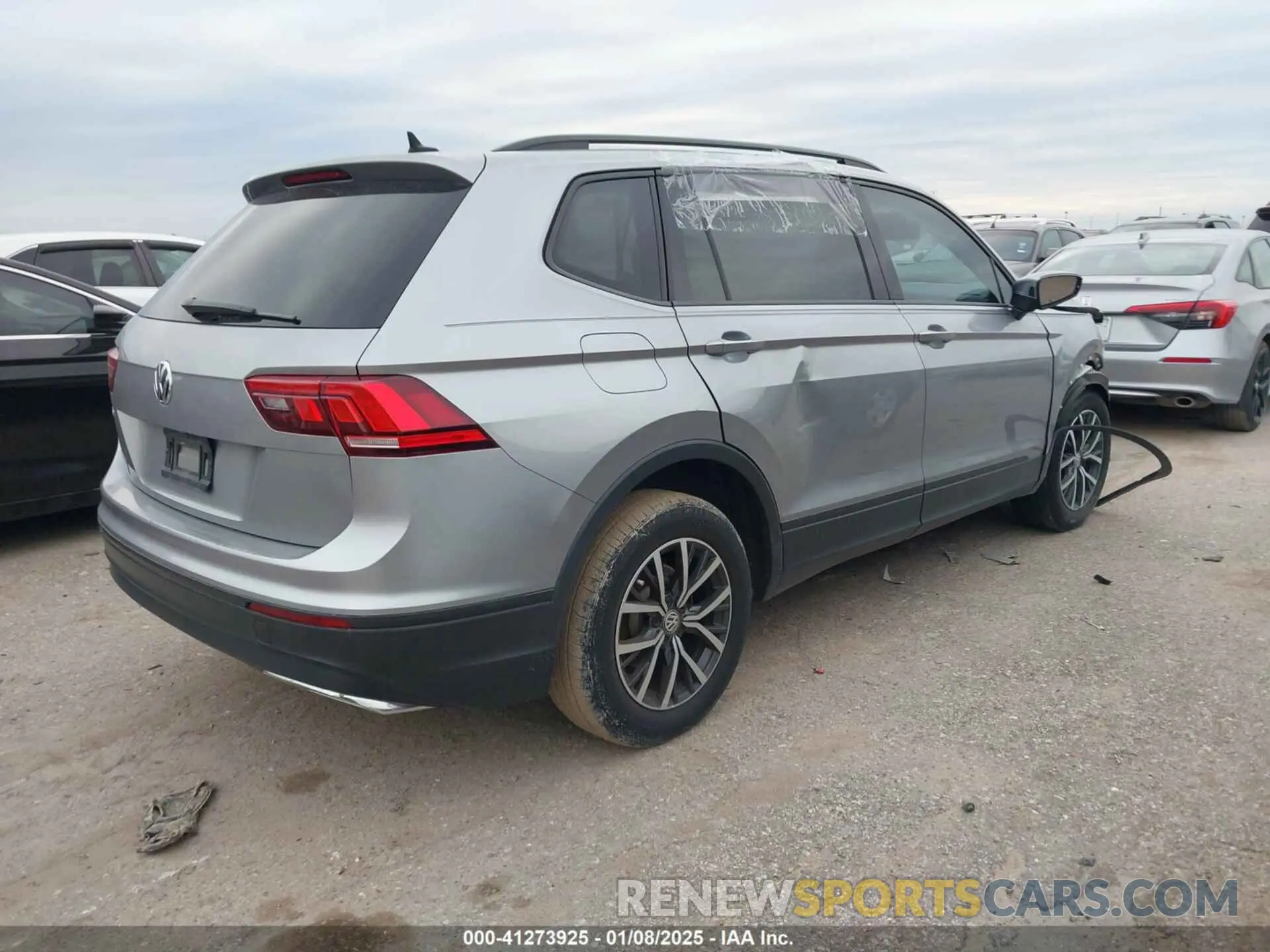4 Photograph of a damaged car 3VV1B7AX6MM053907 VOLKSWAGEN TIGUAN 2021