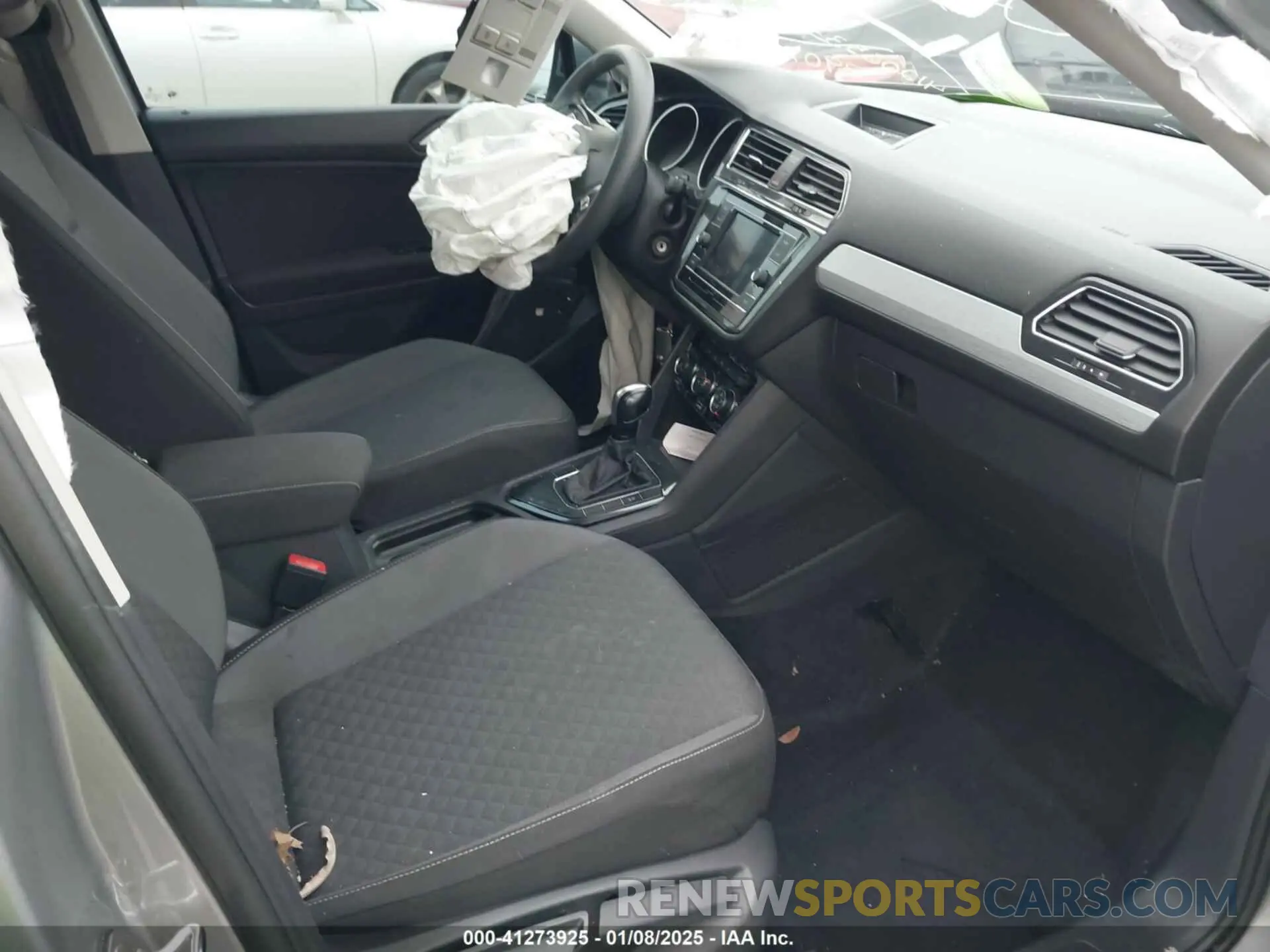 5 Photograph of a damaged car 3VV1B7AX6MM053907 VOLKSWAGEN TIGUAN 2021