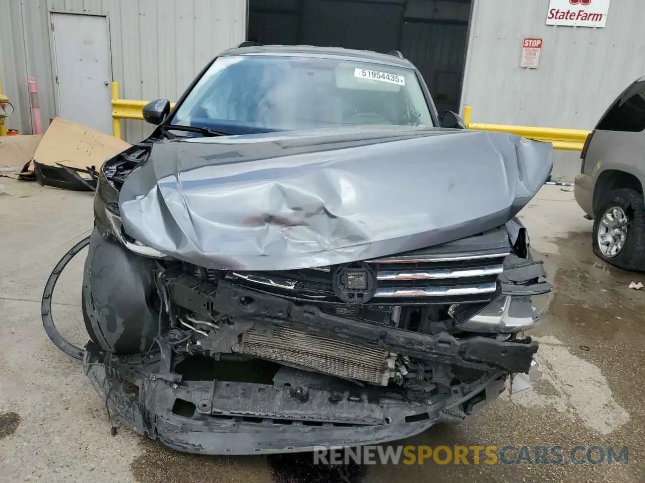 5 Photograph of a damaged car 3VV1B7AX6MM150458 VOLKSWAGEN TIGUAN 2021