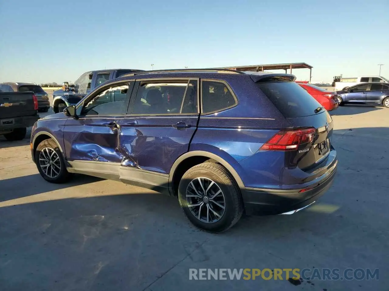 2 Photograph of a damaged car 3VV1B7AX7MM109451 VOLKSWAGEN TIGUAN 2021