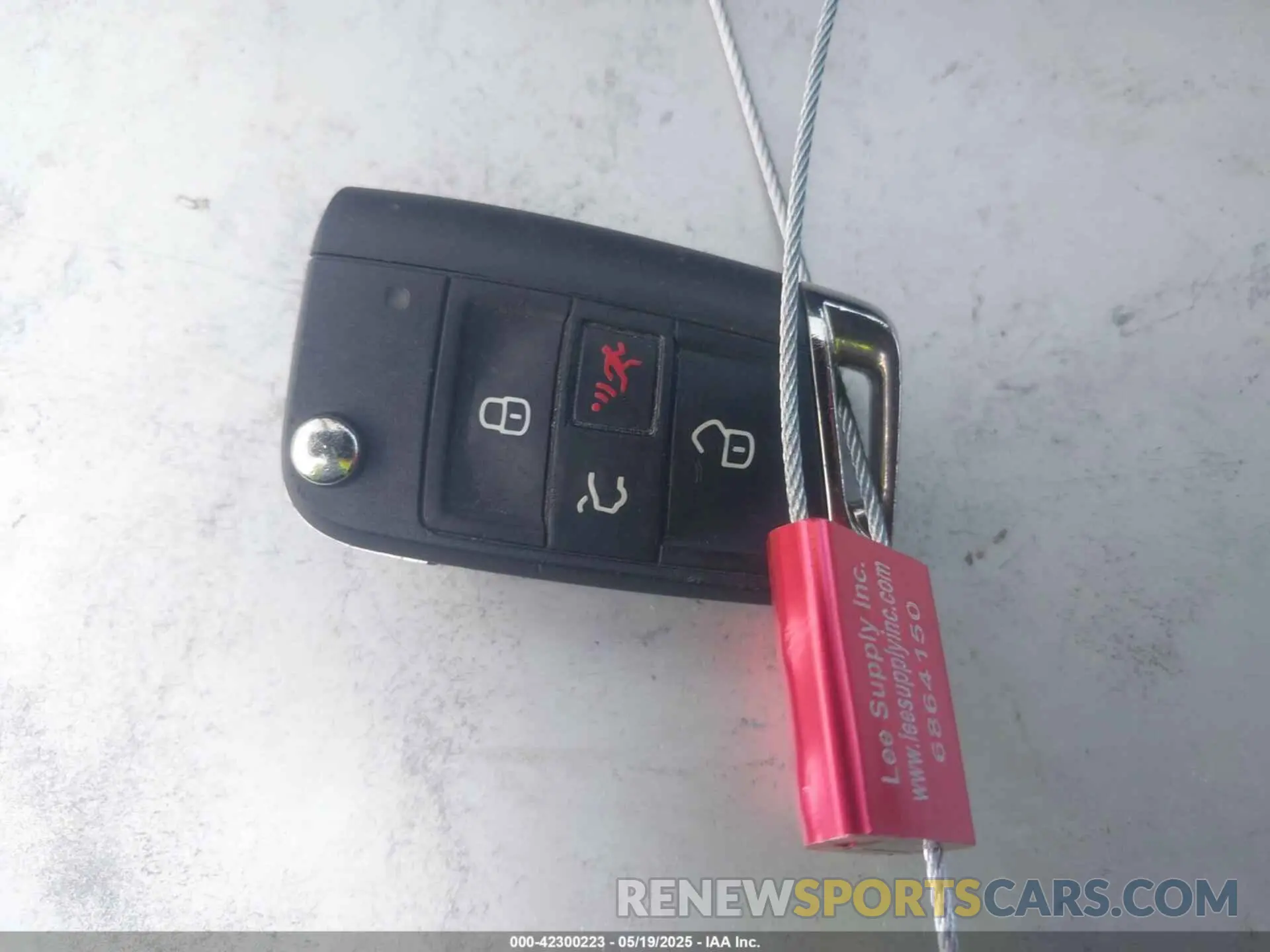 11 Photograph of a damaged car 3VV1B7AX7MM117954 VOLKSWAGEN TIGUAN 2021