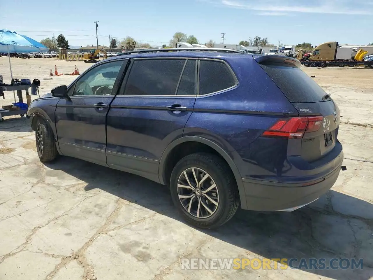 2 Photograph of a damaged car 3VV1B7AX8MM057067 VOLKSWAGEN TIGUAN 2021