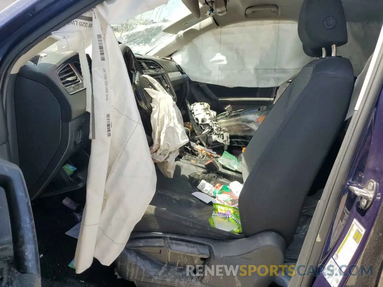 7 Photograph of a damaged car 3VV1B7AX8MM057067 VOLKSWAGEN TIGUAN 2021