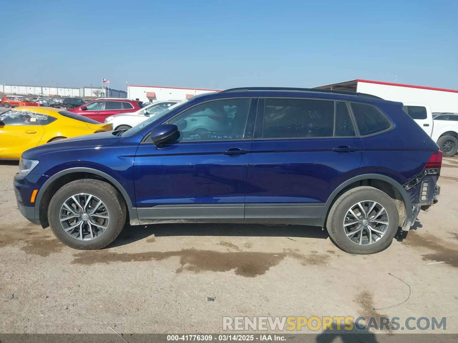 15 Photograph of a damaged car 3VV1B7AXXMM012292 VOLKSWAGEN TIGUAN 2021