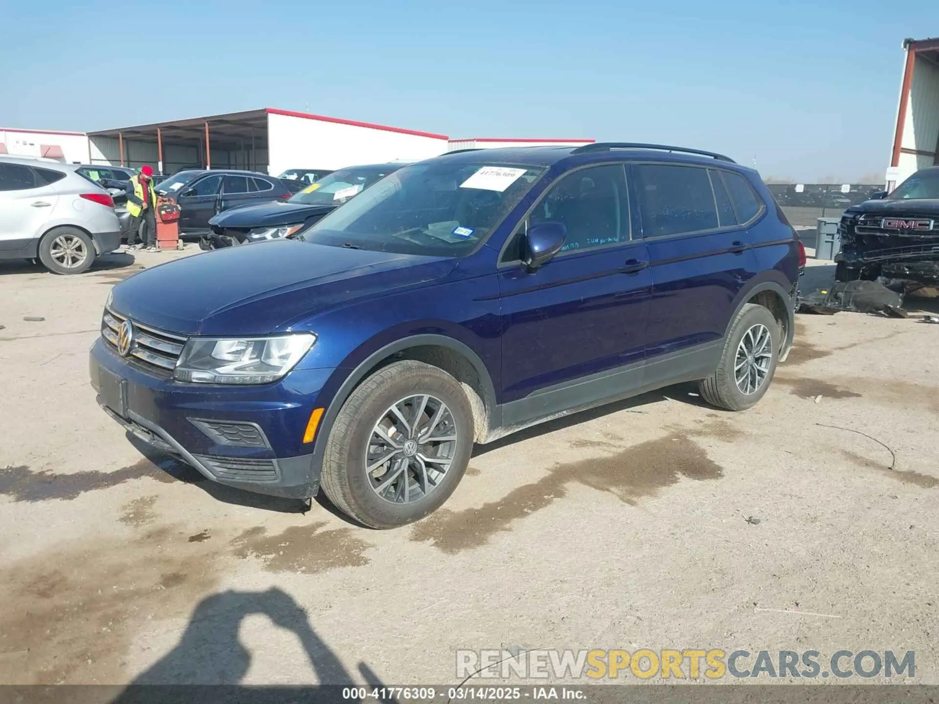 2 Photograph of a damaged car 3VV1B7AXXMM012292 VOLKSWAGEN TIGUAN 2021