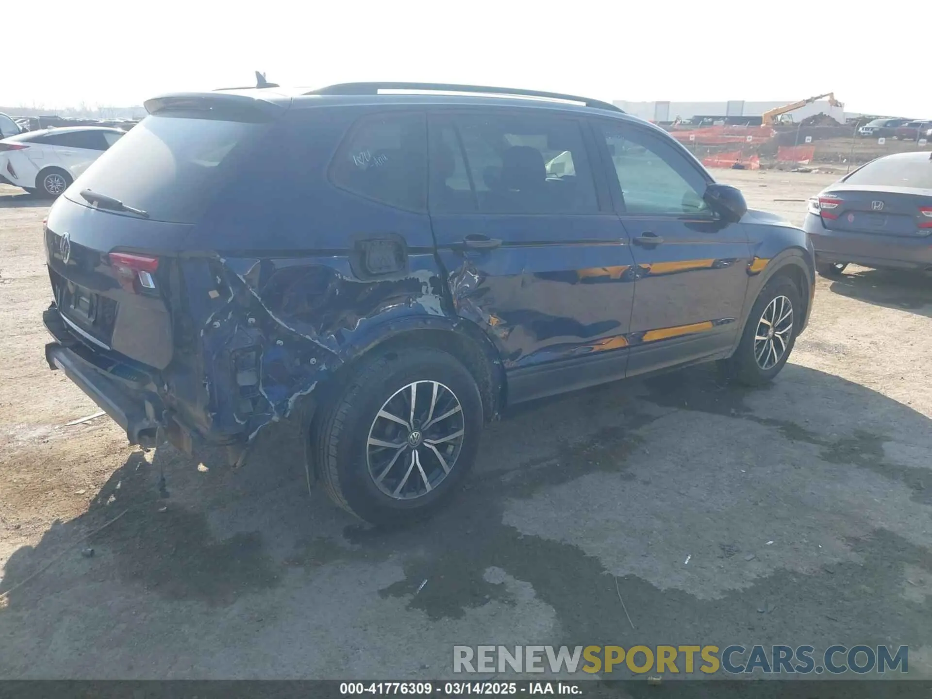 4 Photograph of a damaged car 3VV1B7AXXMM012292 VOLKSWAGEN TIGUAN 2021