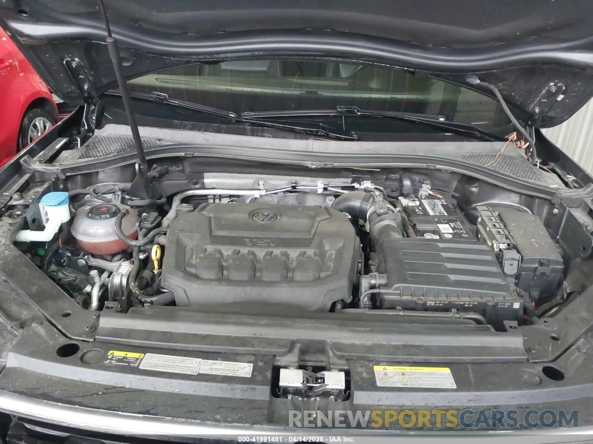 10 Photograph of a damaged car 3VV2B7AX0MM039117 VOLKSWAGEN TIGUAN 2021
