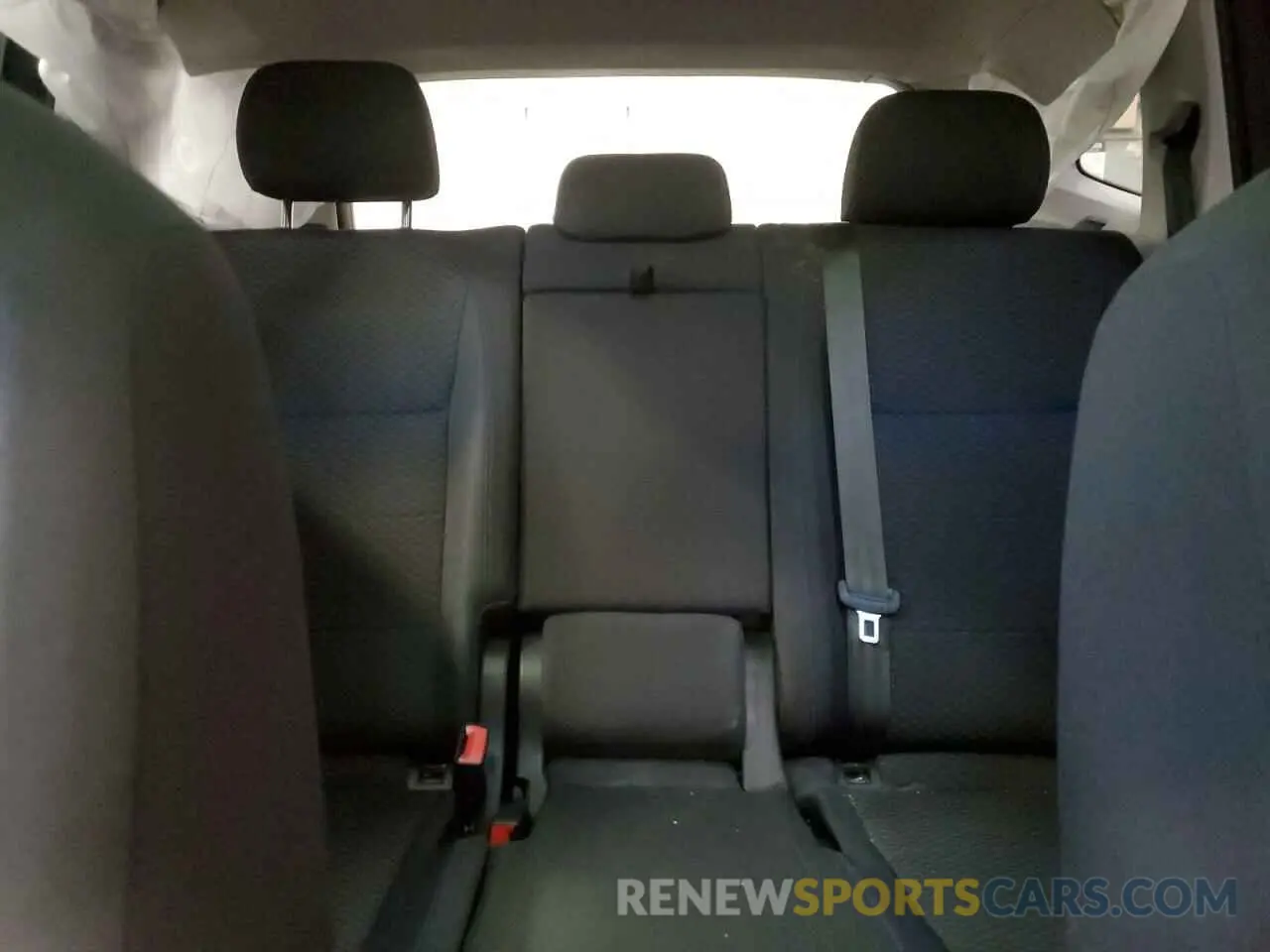 10 Photograph of a damaged car 3VV2B7AX0MM107464 VOLKSWAGEN TIGUAN 2021