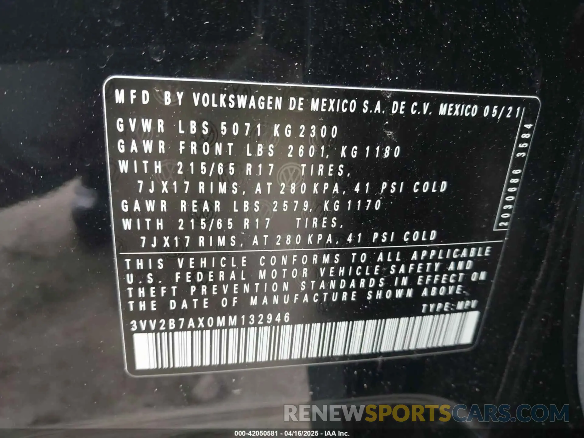 9 Photograph of a damaged car 3VV2B7AX0MM132946 VOLKSWAGEN TIGUAN 2021