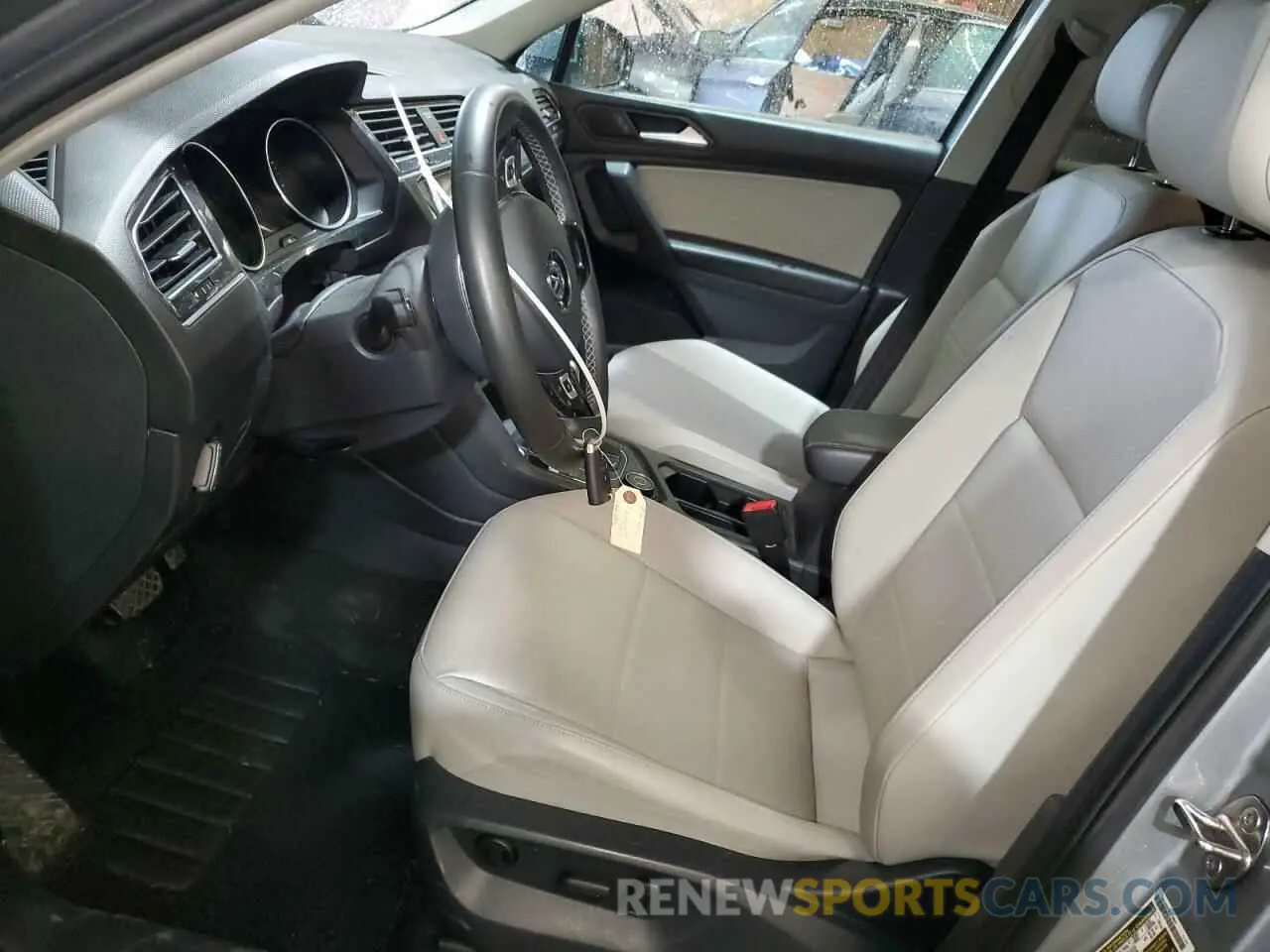 7 Фотография поврежденного автомобиля 3VV2B7AX1MM003727 VOLKSWAGEN TIGUAN 2021