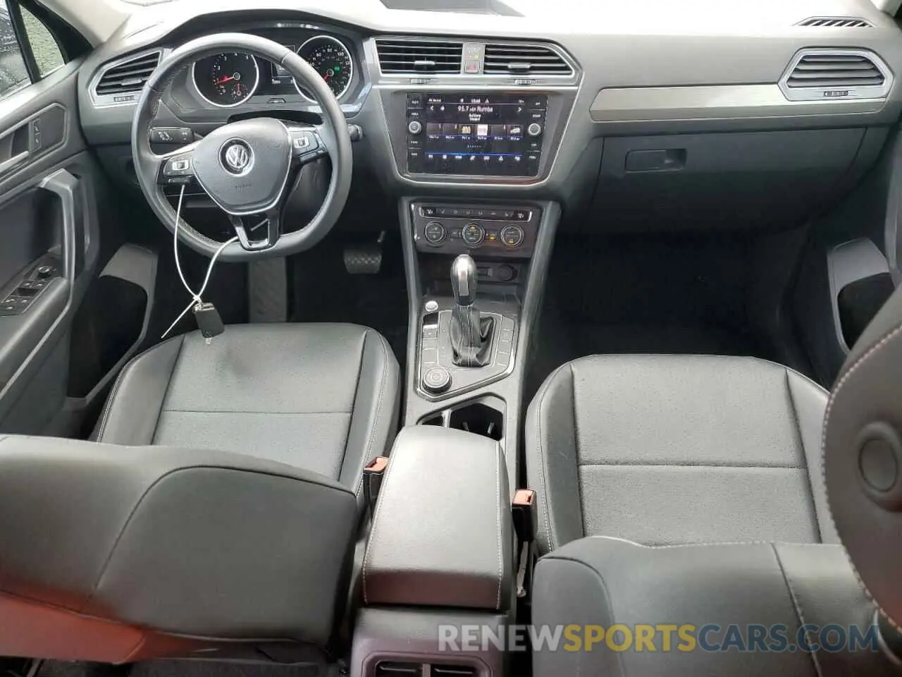 8 Photograph of a damaged car 3VV2B7AX1MM005946 VOLKSWAGEN TIGUAN 2021