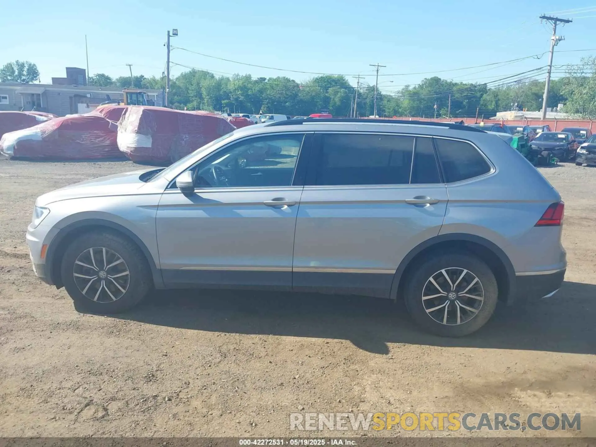14 Photograph of a damaged car 3VV2B7AX1MM142823 VOLKSWAGEN TIGUAN 2021