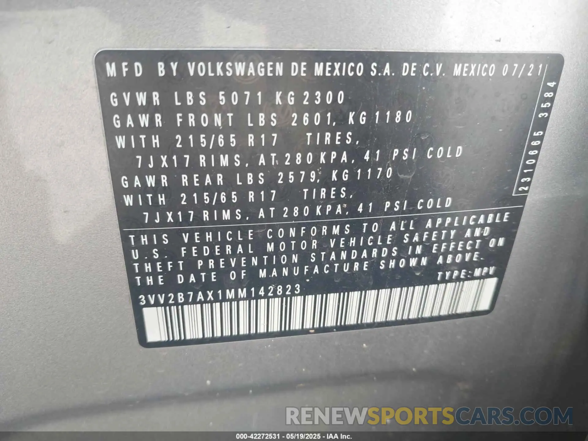 9 Photograph of a damaged car 3VV2B7AX1MM142823 VOLKSWAGEN TIGUAN 2021