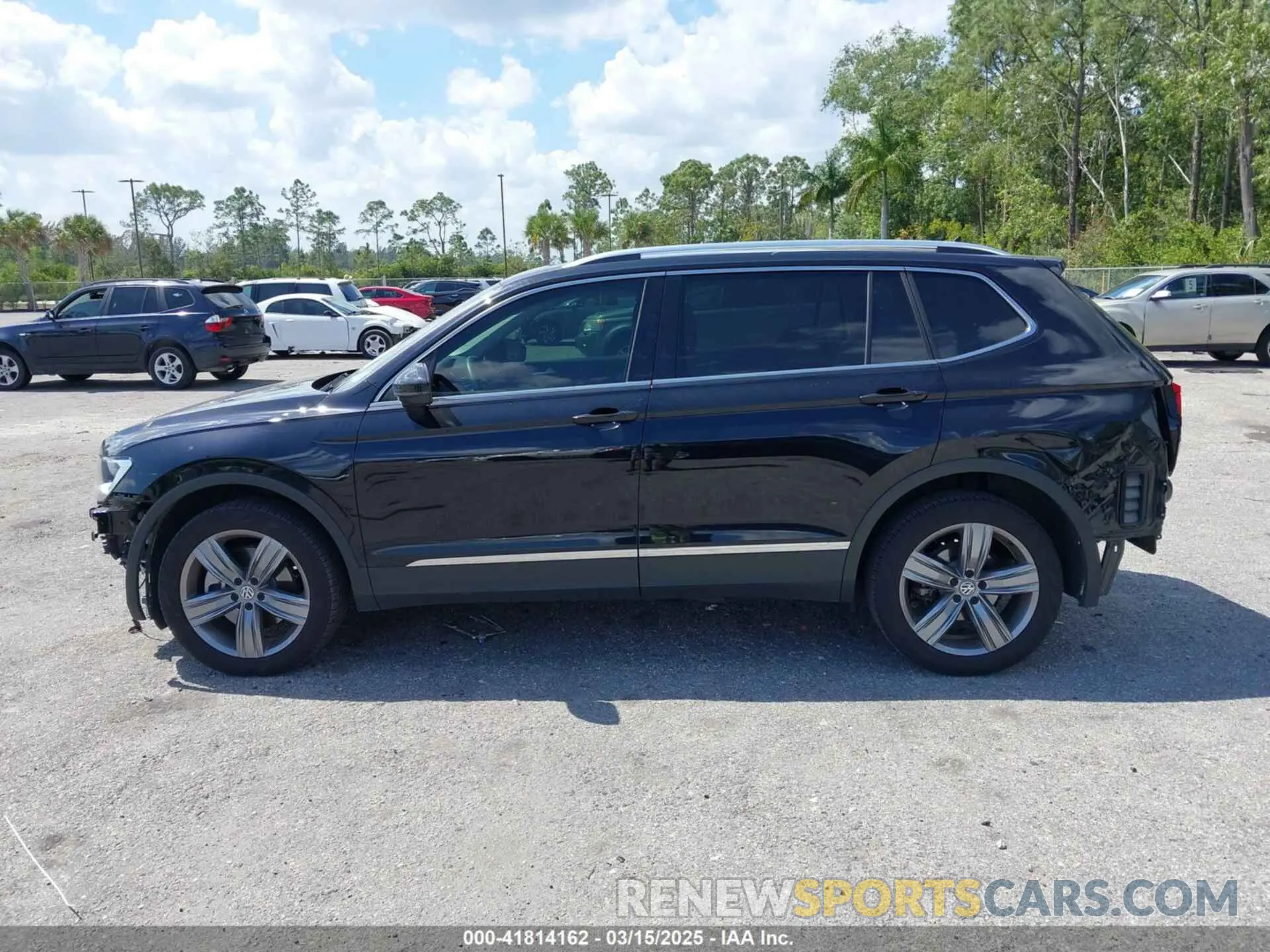 14 Photograph of a damaged car 3VV2B7AX1MM150534 VOLKSWAGEN TIGUAN 2021